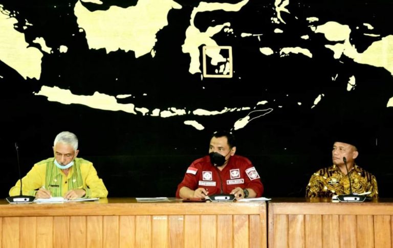 Pemkot Baubau Gelar Rapat Persiapan HUT Sultra di Baubau