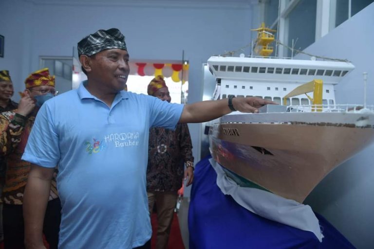 Walikota Baubau Dukung Pembangunan Galangan Kapal