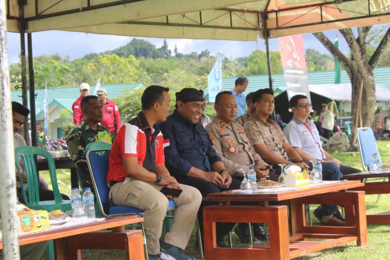 Peringati HUT TNI 77 Kodim 1413 Buton Gelar Turnamen Sepak Bola