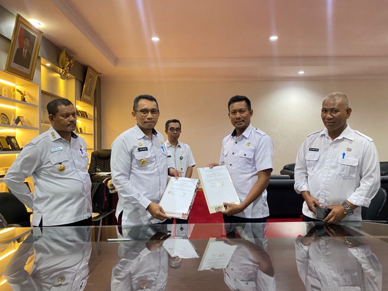 Pemkot Baubau dan Bawaslu Tanda Tangani NPHD