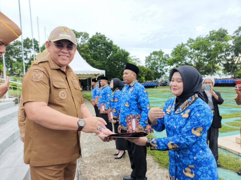 Walikota Baubau Lantik 1.869 Honorer Kota Baubau Resmi Terima SK PPPK Paruh Waktu